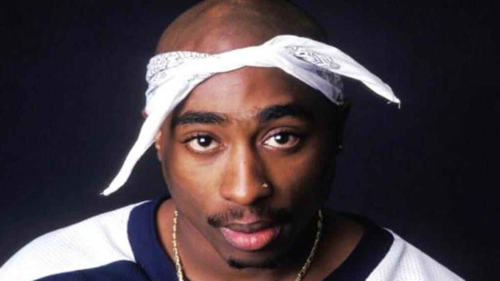 Tupac to be honored with a posthumous Hollywood Walk of Fame Star.